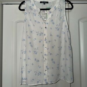 Alice Blue White Sleeveless Button-Down Top with Light Blue Floral Print